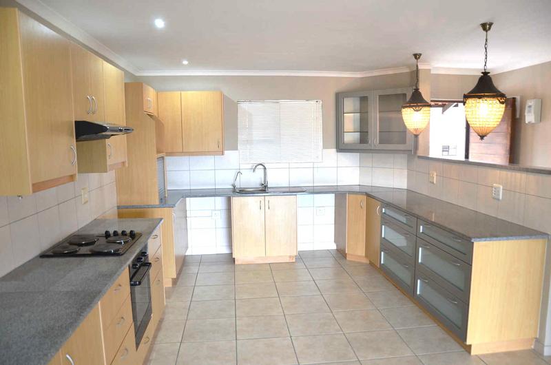 2 Bedroom Property for Sale in Hartenbos Central Western Cape